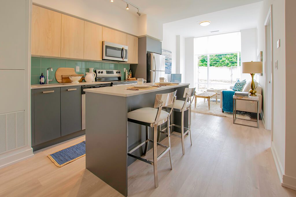 1235 Marlborough Ct Oakville, ON Canadian CRB Program