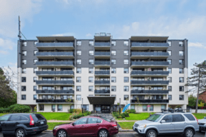 4222 Bathurst Street